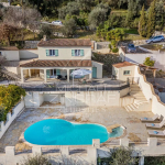 Arrière-pays niçois – Charmante propriété provençale rénovée