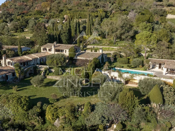 Charming sheepfold with panoramic sea view
