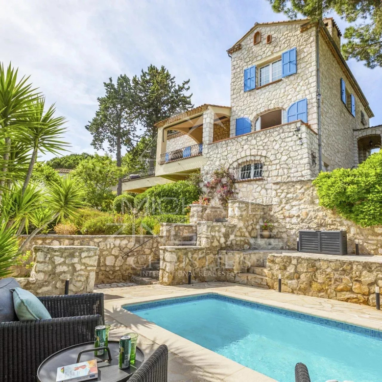 Vue mer panoramique – Haut de villa 4 chambres avec jardin – Cannes