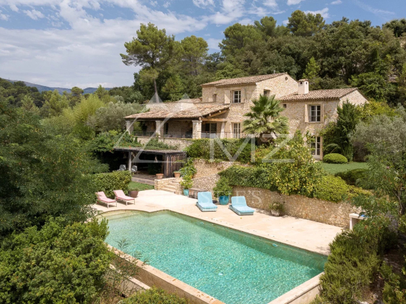 Proche Saint-Paul-de Vence – Propriété d’exception