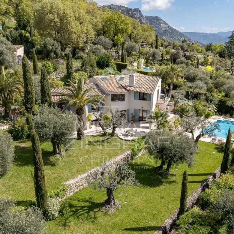 La Colle-sur-Loup : Villa provençale avec vue mer