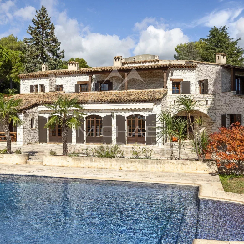 Saint-Paul de Vence – Contemporaine à pied du village