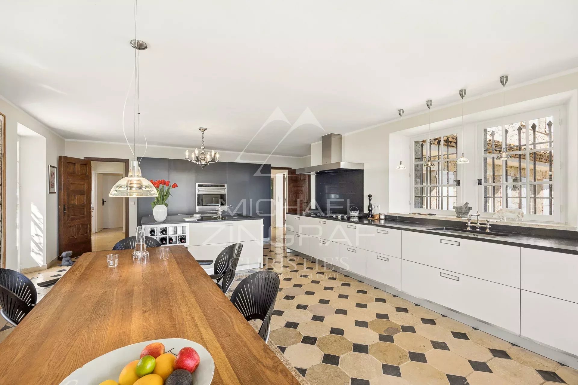 f48718e45daa4352bf701a759c39d77d_c44c105cb2_1920-original