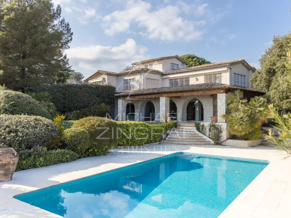 Villa d’exception avec vue mer panoramique dans le Domaine des Hauts de Saint-Paul