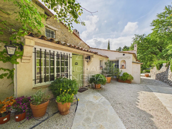 Charming country house with breathtaking views – Tourrettes-sur-Loup