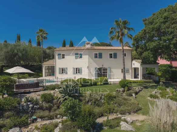 Biot – Villa provençale avec vue dégagée jusqu’à la mer