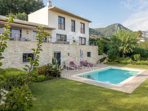 Proche Saint-Paul-de-Vence – Propriété contemporaine vue mer