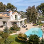 Saint-Paul-de-Vence – Somptueuse villa rénovée avec piscine