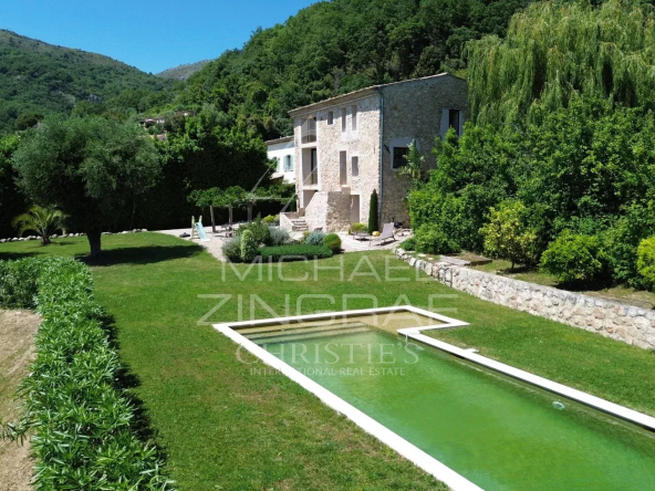 Vence – Charmante Villa en Pierre avec Vue Panoramique