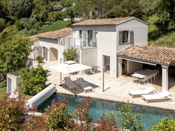 Vence / Propriété rénovée