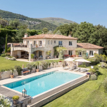 Proche Saint-Paul de Vence – Superbe mas avec vue panoramique mer
