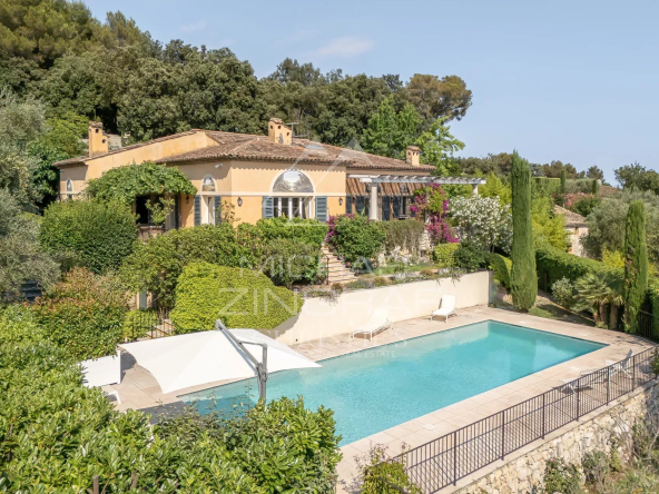 La Colle sur Loup / Villa de style florentin