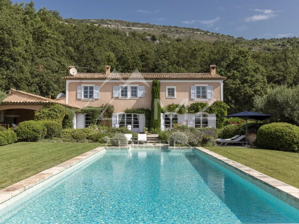 Propriété de charme à deux pas de Cabris – Un rêve provençal