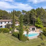 Un havre de paix à proximité du village