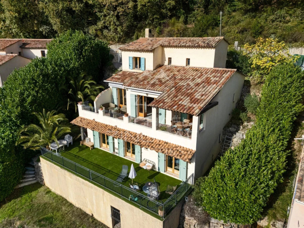 Grasse – Maison familiale au calme absolu avec vue jusqu’à la mer