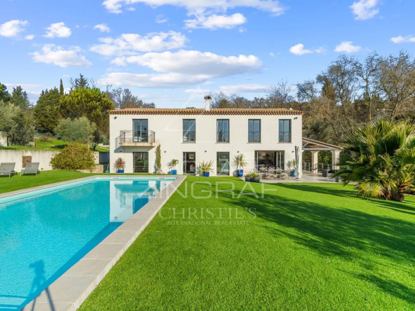 Belle bastide moderne au calme absolu