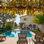 Spacious villa with sea view - perfect for receiving