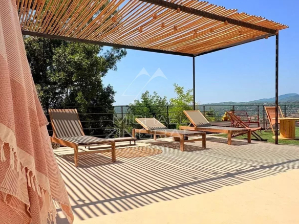 A Provençal way of life at the foot of the village of Fayence