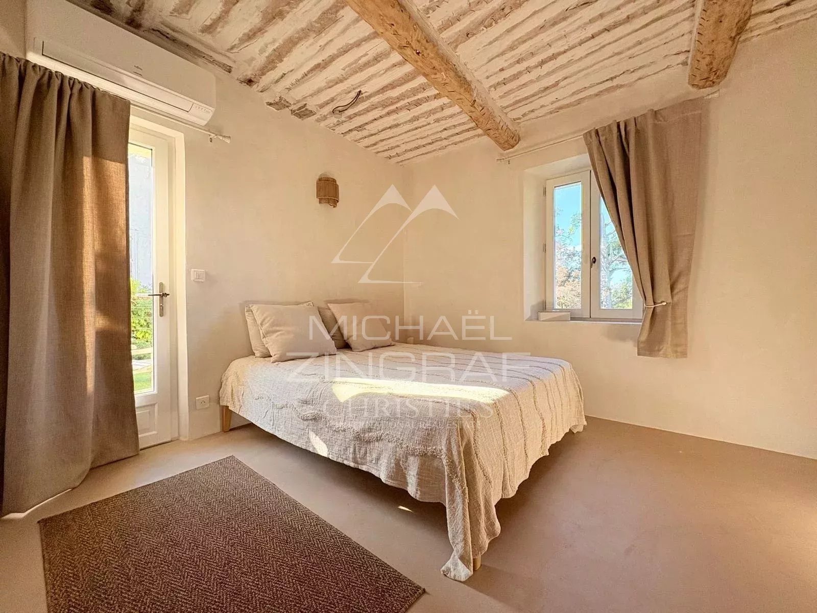 f61707c18b088d20616af943e74529cc_b305039c11_1600-original