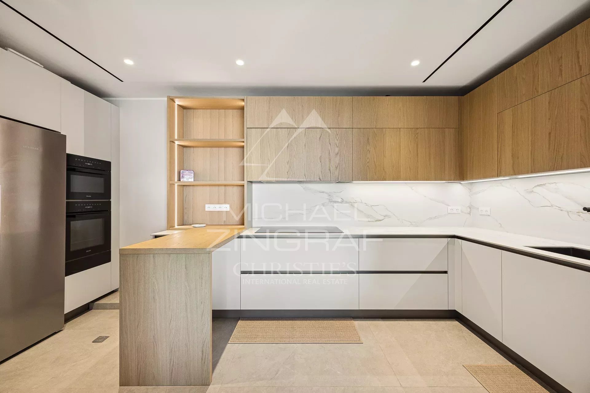 f9b0677805a491f78acf798129c53452_4d07603345_1920-original