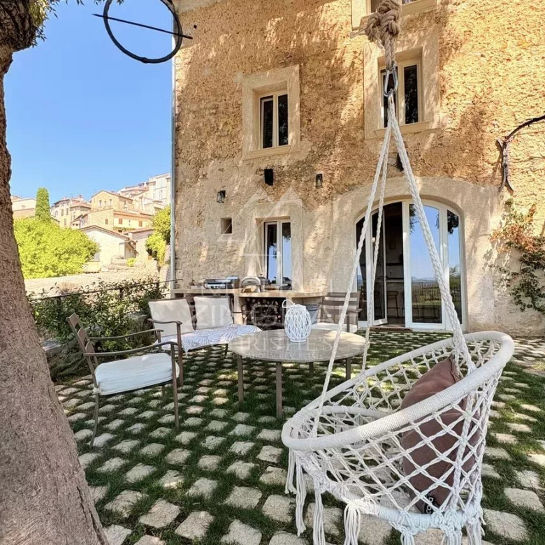 Demeure d’exception chargée d’Histoire