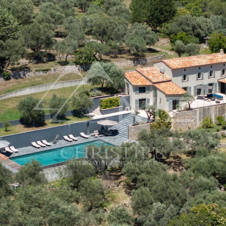 Mougins – Remarquable contemporaine
