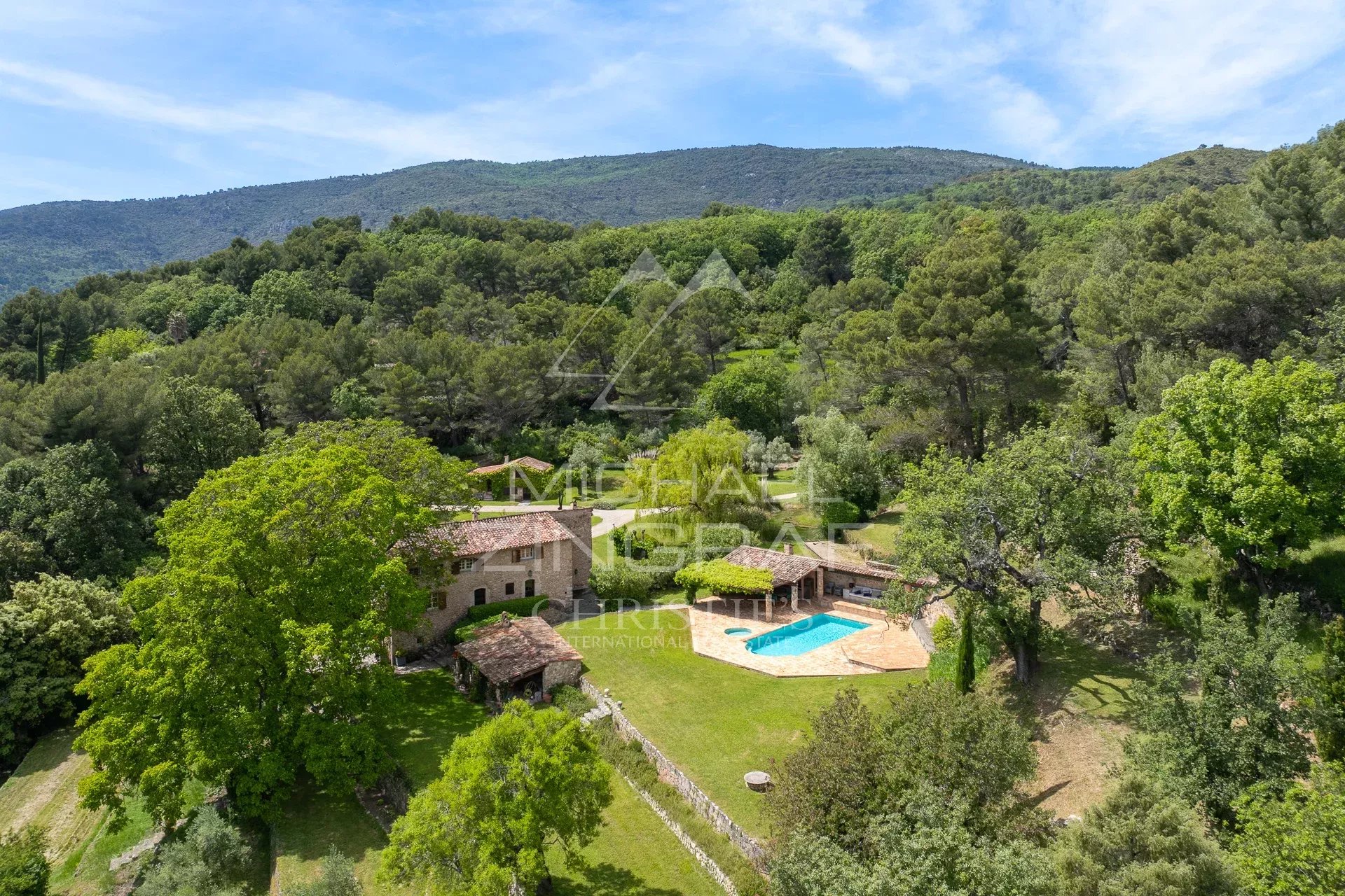 a6b44c9a3dd8d39a517e8c1158e785cf_cccdaeface_1920-original