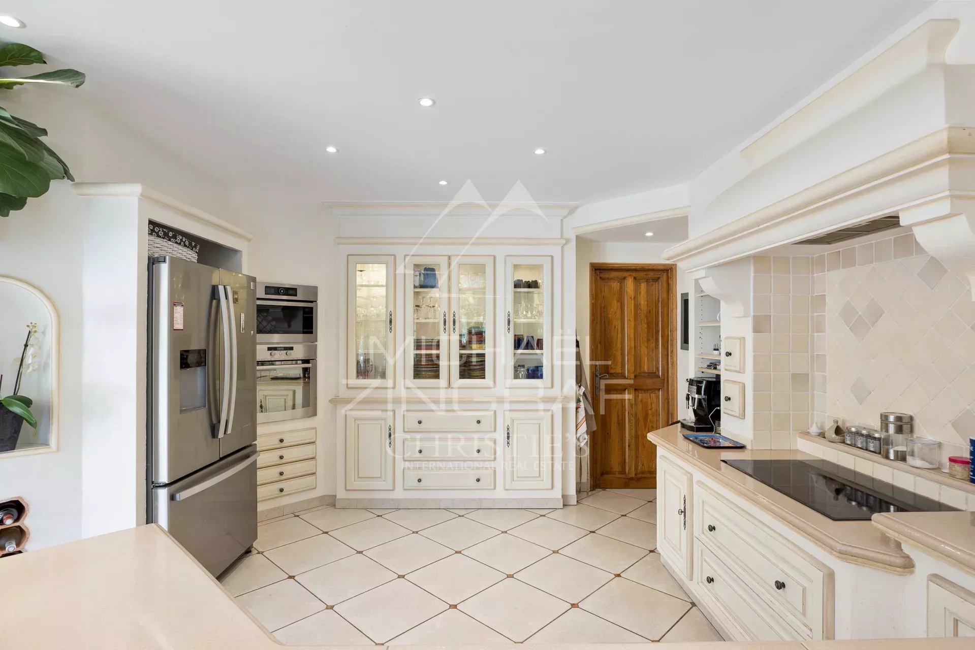 97cf48eb50902899ee57e85d32691966_45c85f41fd_1919-original