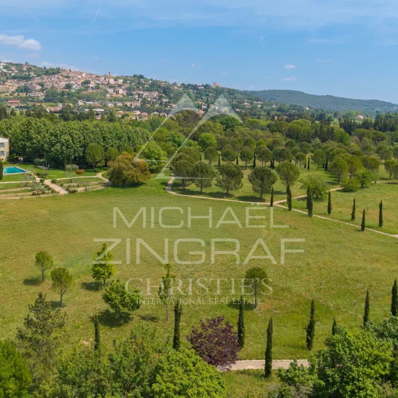 Exceptional charming estate