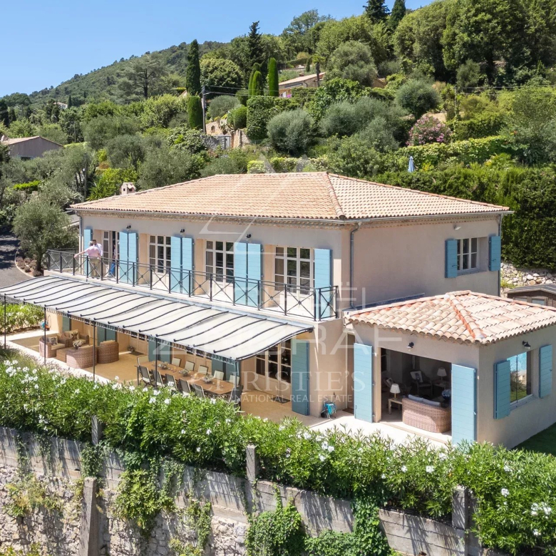Estate in the heart of nature