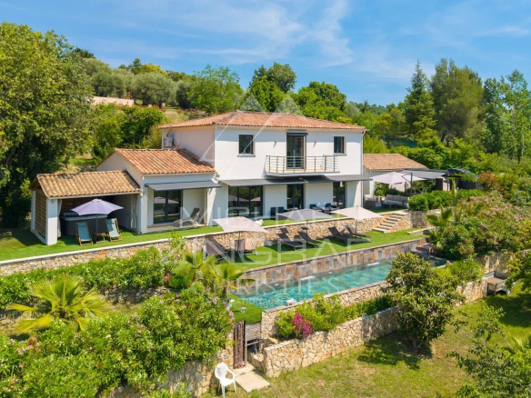 Villa provençale moderne prête à vivre.