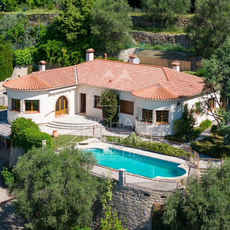 Beautiful Provençal villa in the Grasse hinterland – 4 bedrooms