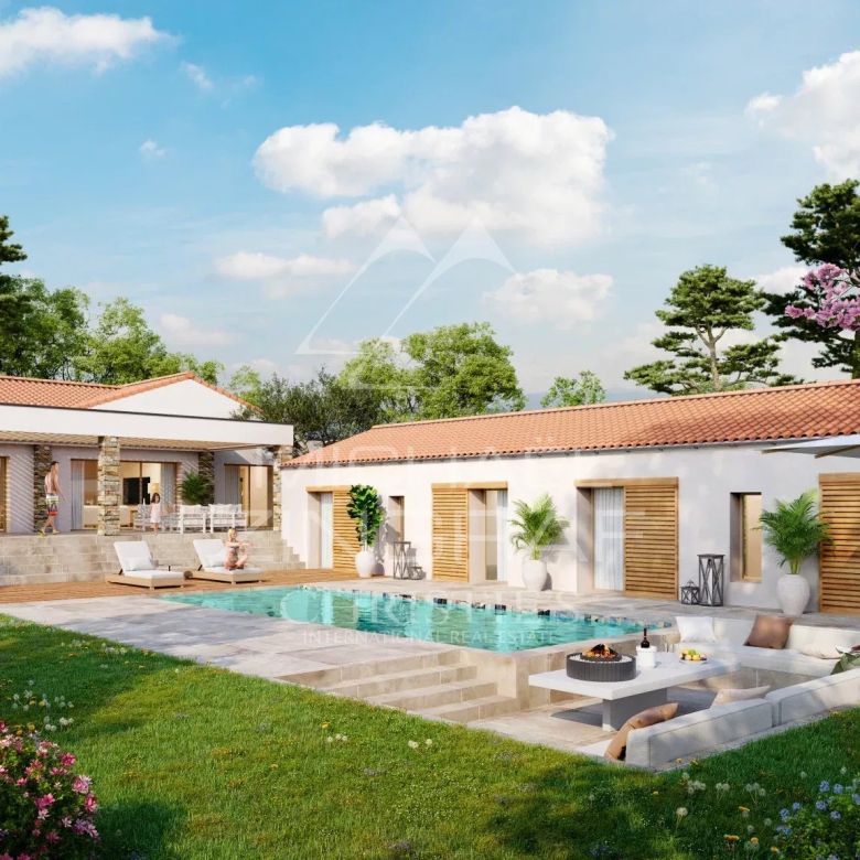 Luxury real estate photo | Charming Properties