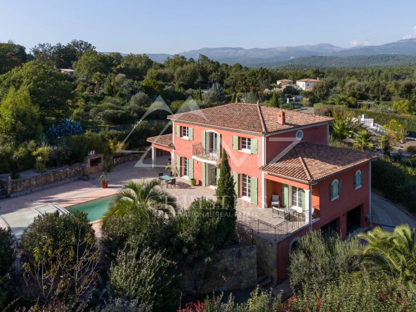 Charmante villa dans un secteur calme