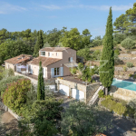Charmante Propriété provençale dans son oliveraie