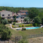Mas provençal du 14e siècle
