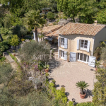 Villa Provençal of architect with landscaped garden