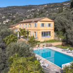 Villa spacieuse avec vue mer et oliveraie
