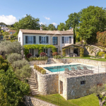 Bastide de charme avec vue mer et collines