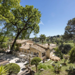 Villa provençale d’architecte avec jardin paysager