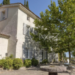 Charming property with panoramic views to the sea