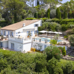 Co-exclusivité : Villa en position dominante à Mougins