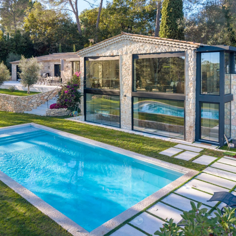 Spacieux – Appartement 5 Pièces – 130m² – Paris 10 (Porte Saint-Denis)