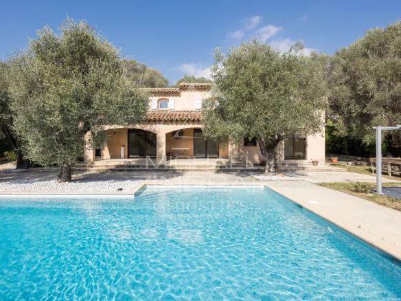 Mougins – Elegante provençale