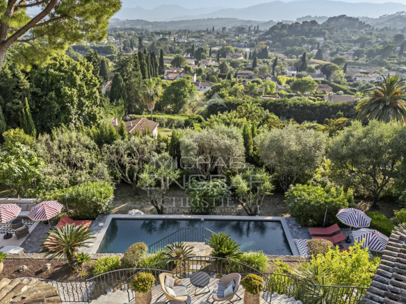 Mougins  – Charmante Couelle