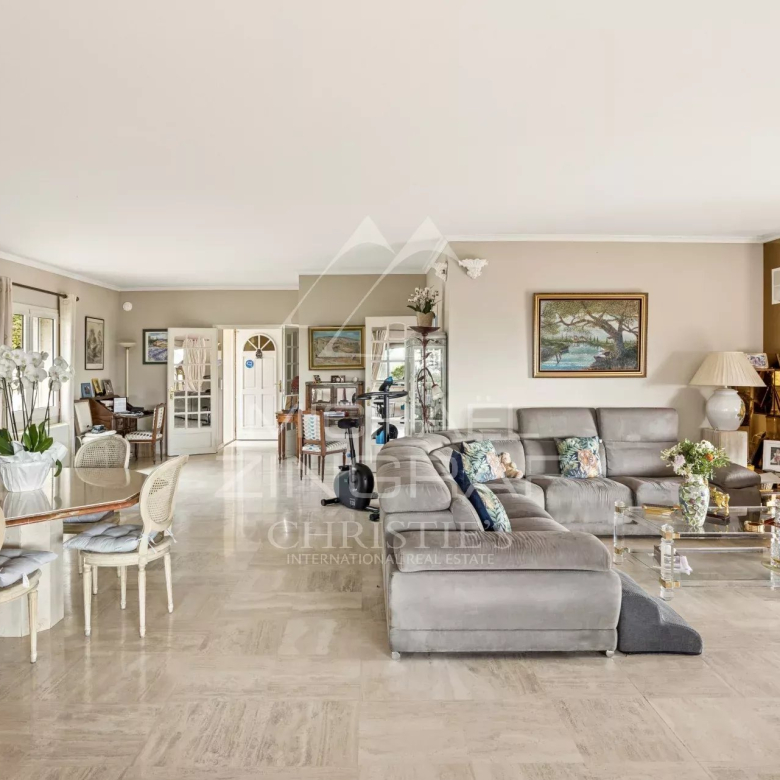 Fayence – Villa provençale avec piscine et studio