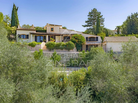 Plascassier – Provençal villa with panoramic sea views