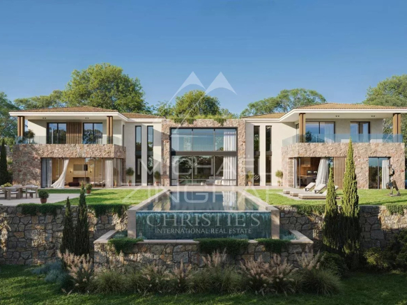 Contemporary country house in Mougins with panoramic views of the hills and the sea.