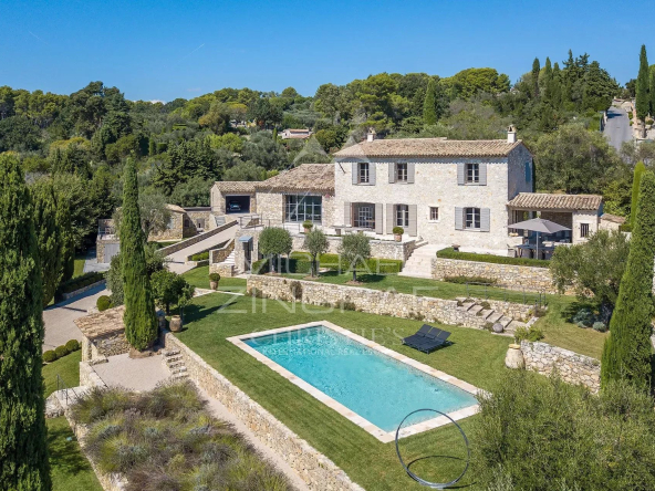 Mougins – Exceptional property in residential area