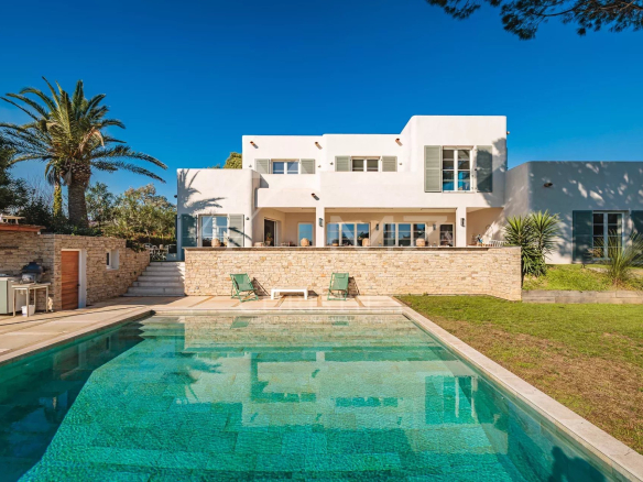 CONTEMPORARY VILLA SEA VIEW – BEAUVALLON